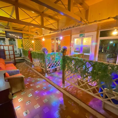 Casa de hóspedes Avenida Andalucia - Solo Adultos