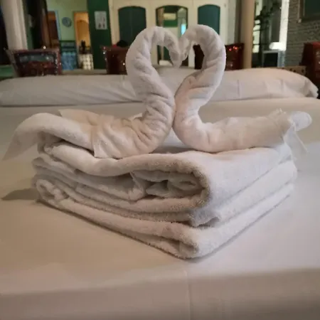 Avenida Andalucia - Solo Adultos * Sewilla