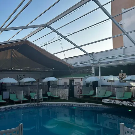 Avenida Andalucia - Solo Adultos Affittacamere *