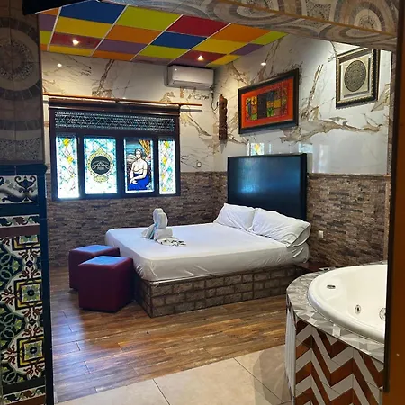 Casa de hóspedes Avenida Andalucia - Solo Adultos Sevilha