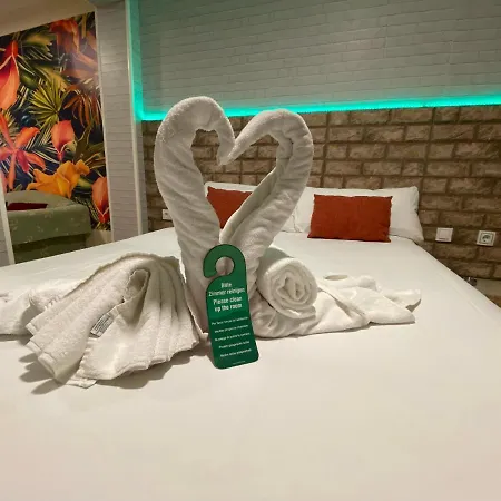 Avenida Andalucia - Solo Adultos Penzion Sevilla